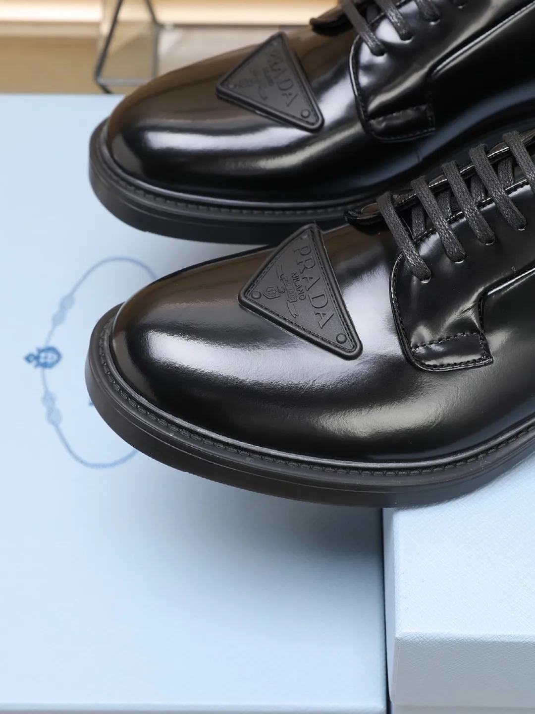 P640💰🔥《PRADA》👏Latest • High-end top brand luxury ~ purchasing agency, top quality. New fashionable business men's shoes🔜The uppers are made of original open-edge beaded cowhide➕cowhide·lining, with fine workmanship. The original stylish and soft combination wear-resistant and non-slip outsole is light and comfortable on the feet. The real thing looks better in real life. Size: 38/45